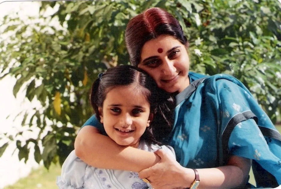 Bansuri Swaraj with mother Sushma Swaraj