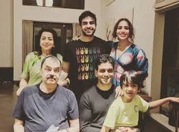 Nikhil Kamath with family