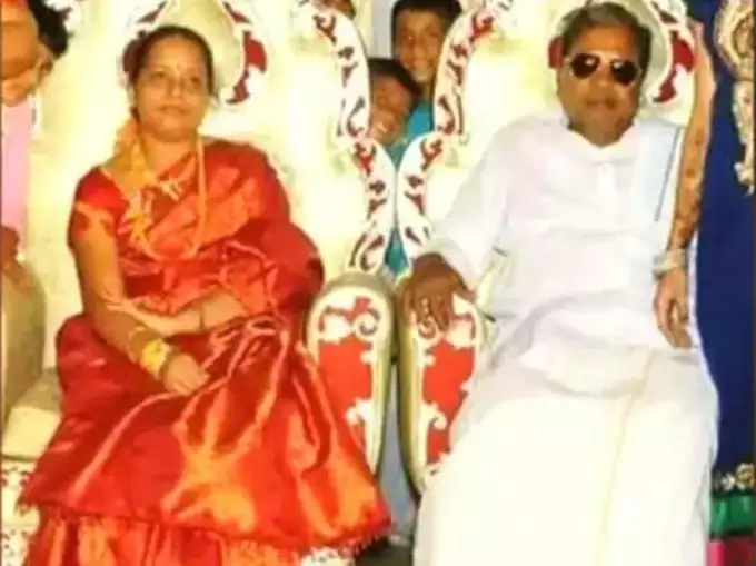 Siddaramaiah with wife