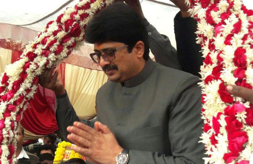 raja bhaiya image