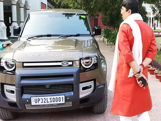 raja bhaiya with his car