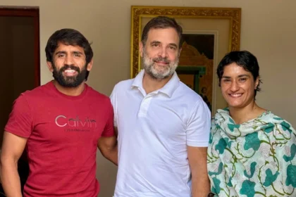 Vinesh Phogat met Rahul Gandhi along with Bajrang Punia