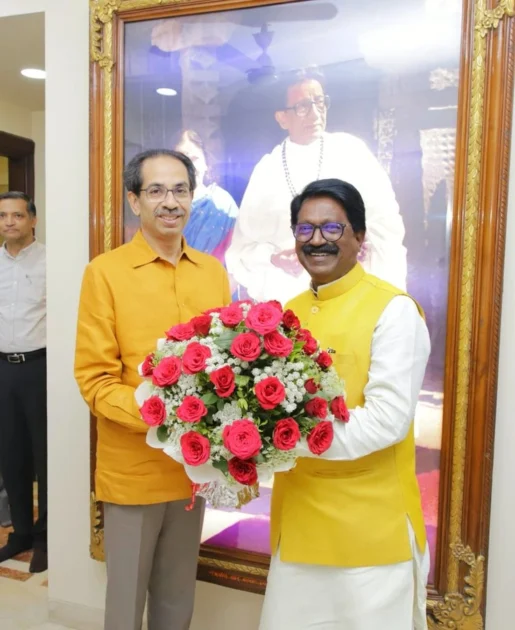 Arvind Sawant with Uddhav Thackeray