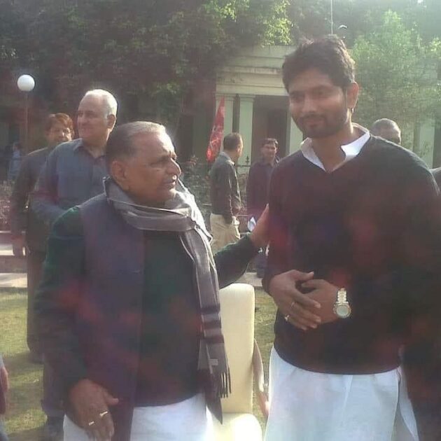 Manoj Singh Kaka with Mulayam Singh Yadav